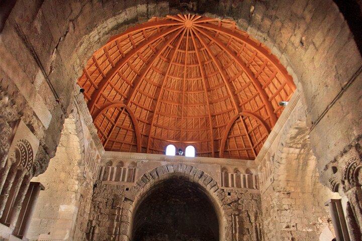 Tour gastronômico privado em Amã durante o dia (incluindo Cidadela e Teatro Romano)