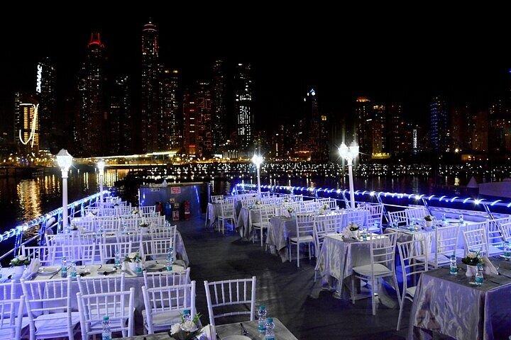 Croisière Dhow à Dubai Marina avec dîner