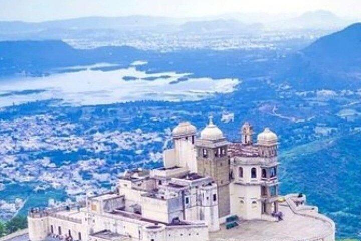 Private Full Day Udaipur Sightseeing Tour with Optional Guide