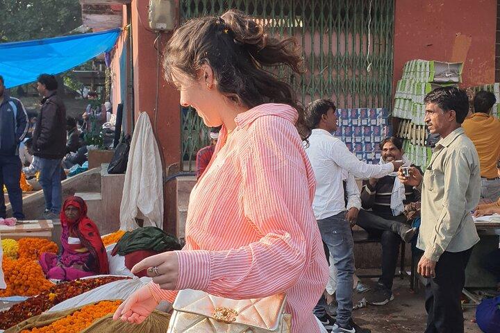 Hawa Mahal and Pink City Private Flower Tour in Jaipur