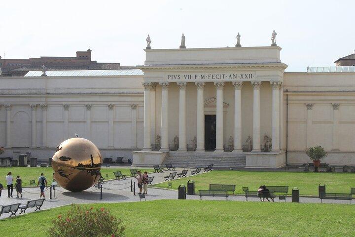 Vatican Museums and Sistine Chapel Skip The Line