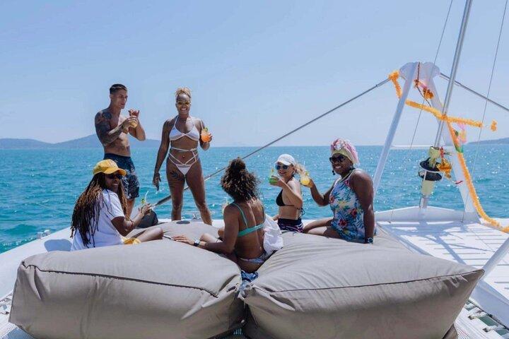 Phuket Party Boat Sightseeing Cruzeiro