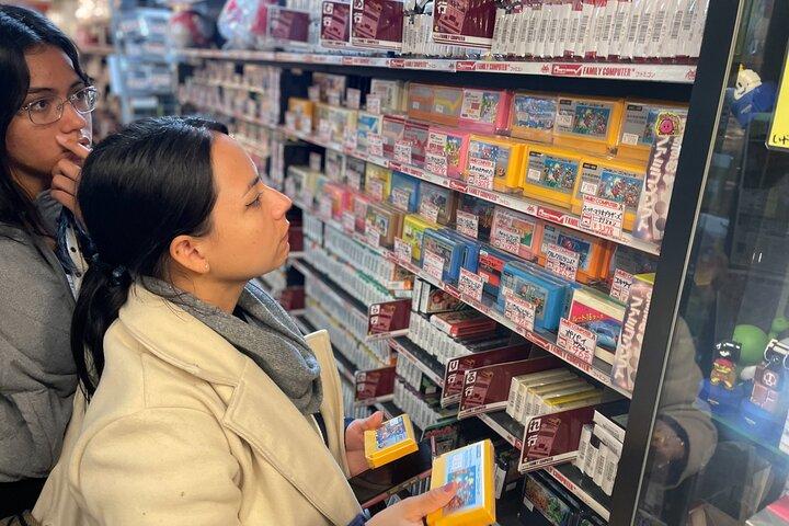 Tokio : Nostalgisches Anime- und Retro-Gaming-Abenteuer in Akihabara