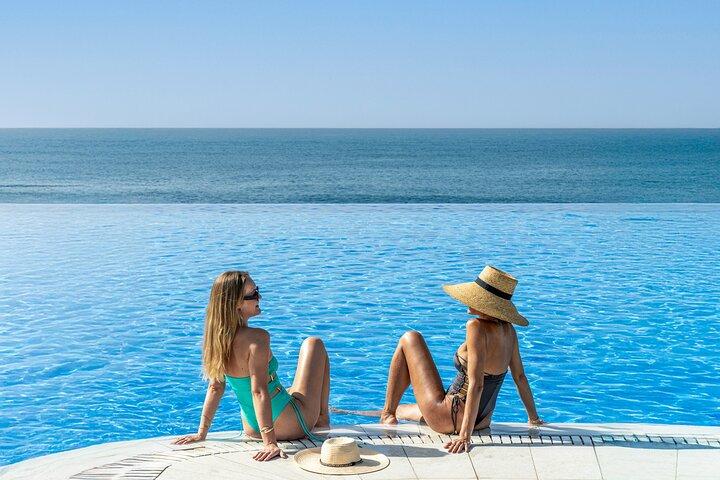 Billet d'une journée au Perchel Beach Club avec circuit spa