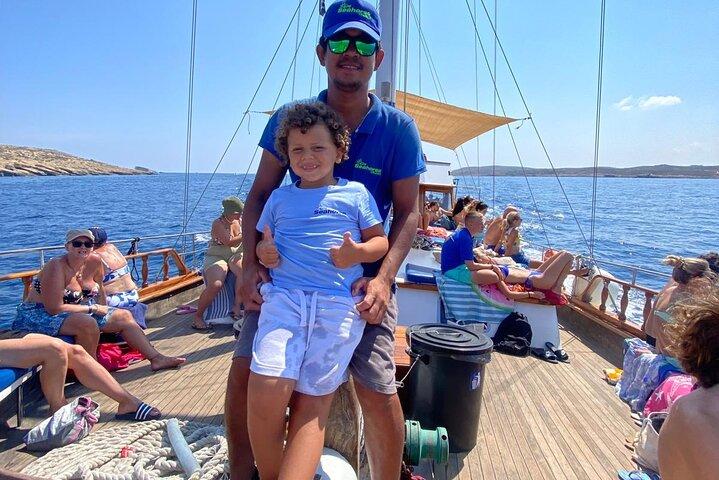 Croisière Blue Lagoon & Comino avec arrêts de baignade et grottes marines