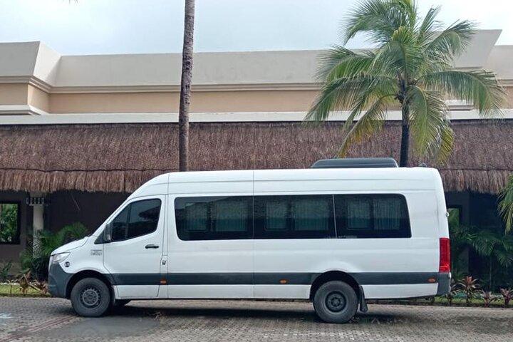 Privater Hin- und Rücktransfer vom Flughafen Cancun nach Cancun Hotels