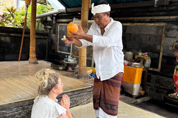 Spiritual Purification and Local Healer Visit Tour (ALL INCLUDED)