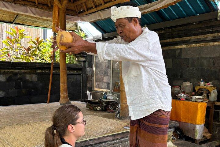 Spiritual Purification and Local Healer Visit Tour (ALL INCLUDED)