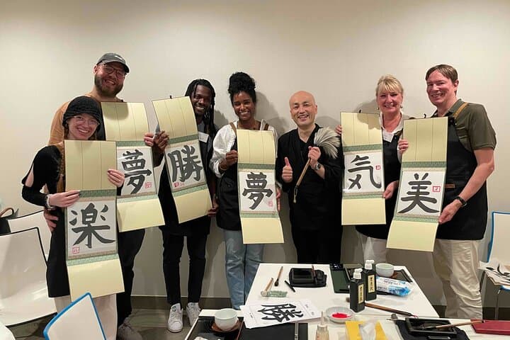 Japanese Calligraphy Experience in Osaka