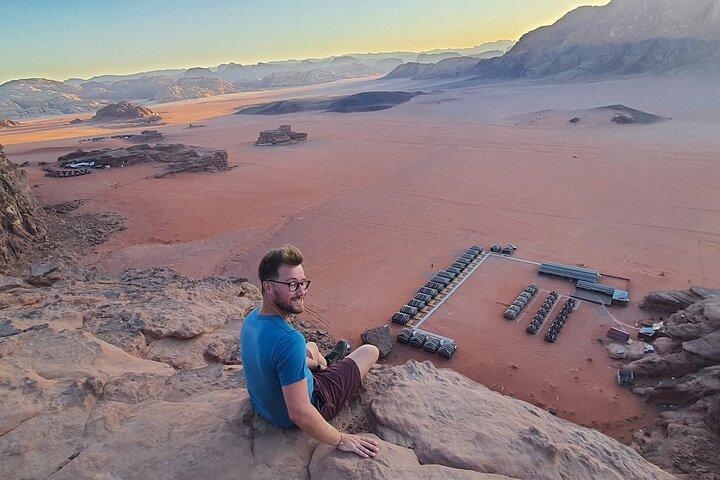 Tour di 2 giorni: Petra, Wadi Rum e il Mar Morto da Amman
