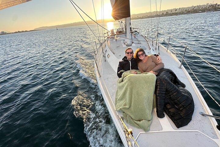 Deluxe private Sunset & Day Sail