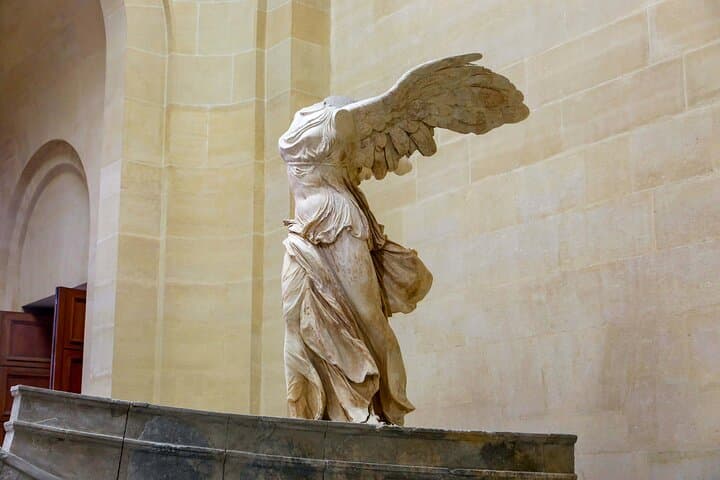 Louvre Paris Tour with Audioguide on Your Smartphone (no ticket)
