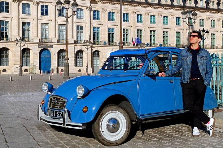Circuit Privé de Paris in citroën 2CV decapotable