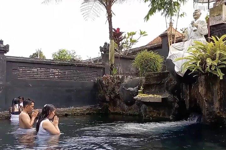Hoteller i nærheden af Holly Water Temple and Benang Kelambu Waterfall