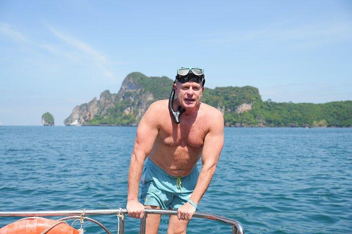 Phi Phi eilanden & Maya Bay : Premium service & de hele dag eten