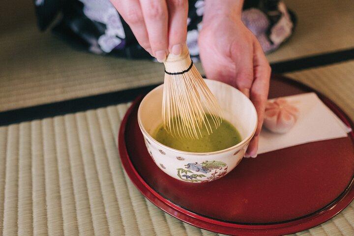 京都で着物を着て茶道とプロの写真撮影