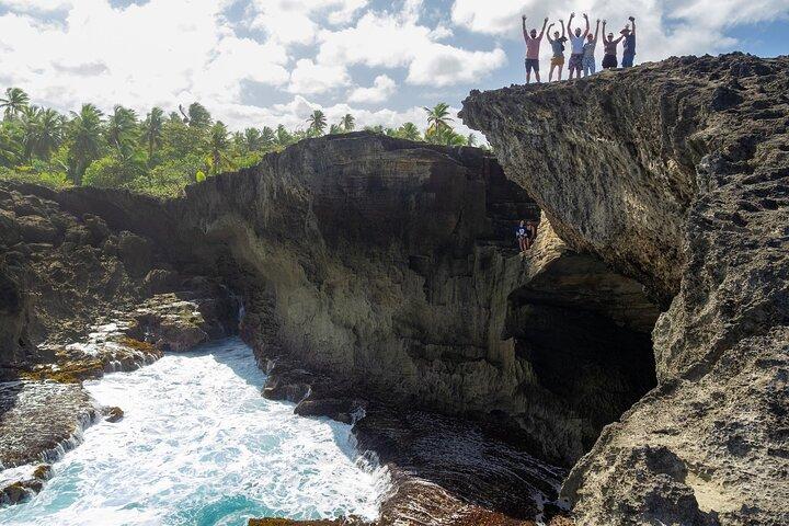 Taino Indian Cave, Arecibo Hike and Beach Tour from San Juan