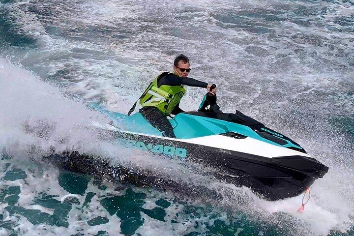 Jet Private Ski Pattaya 3 Ilhas Meio dia com snorkeling
