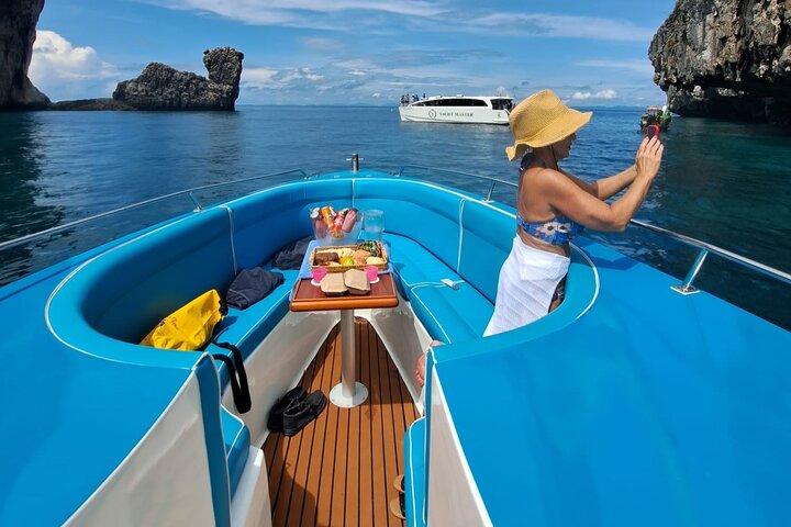 Tour privado de lujo en barco de velocidad charter por la bahía de Phang Nga
