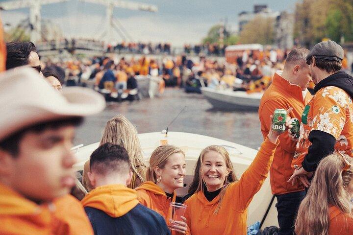 Amsterdam King's Day Boat Party com bebidas ilimitadas 2027