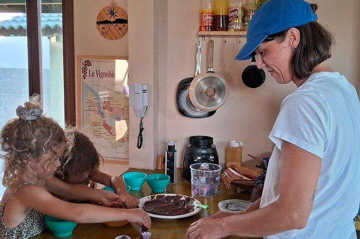 Cours de cuisine à Salvador, amusant mains sur l'expérience avec des caips