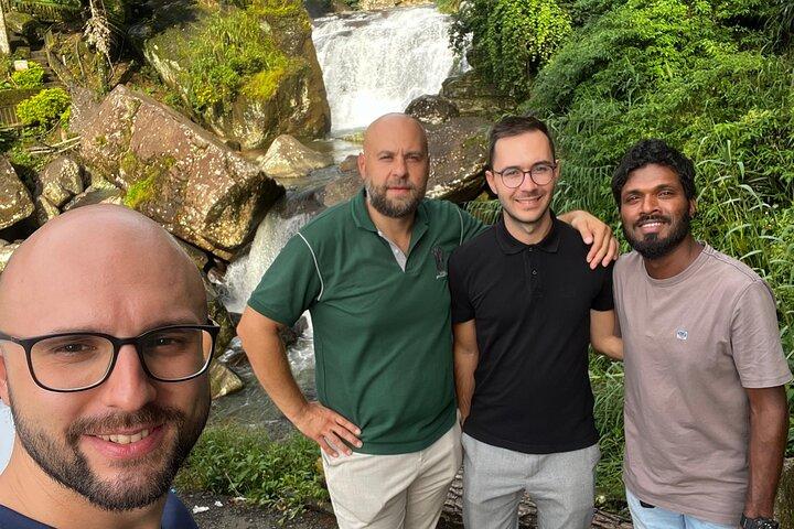 Nuwara Eliya Tefabrik och vattenfallstur