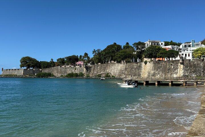 Old San Juan Food Tour com 7 degustações de sabores locais autênticos