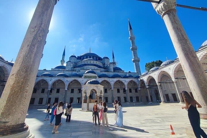 Best of Istanbul: Basilica Cistern - Blue Mosque - Grand Bazaar