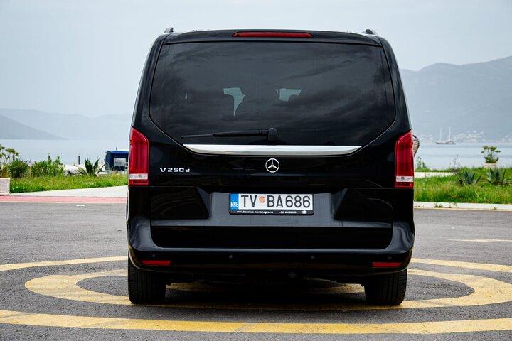 Privat transfer fra Tivat eller Porto Montenegro til Tivat lufthavn