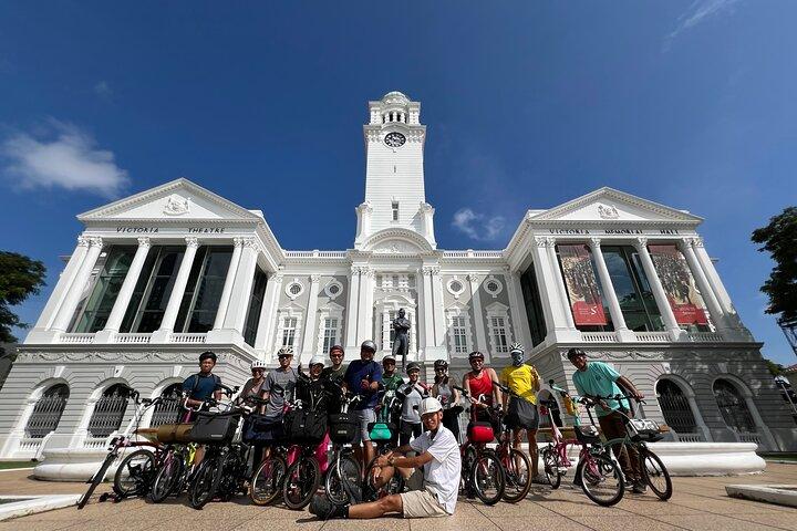 Tour in bicicletta di Singapore - Corridoio ferroviario, quartiere civico e cibo!