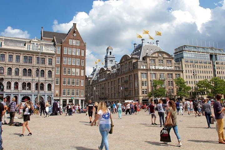 Anne Frank Walking Tour Amsterdam + Ebook