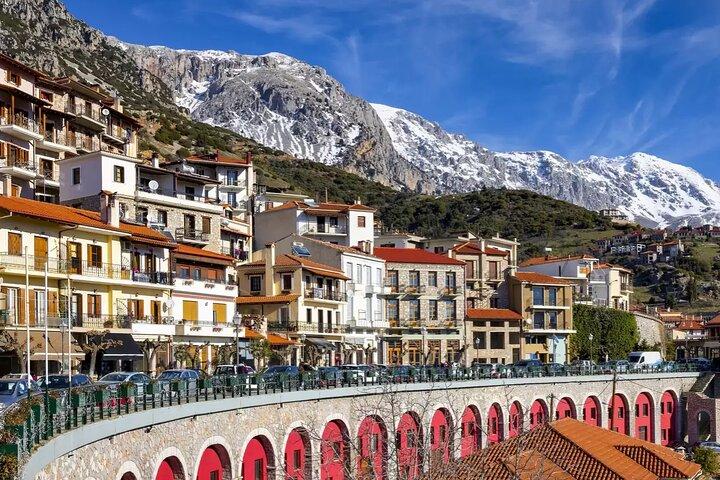 Excursion privée d'une journée à Delphes et Arachova au départ d'Athènes