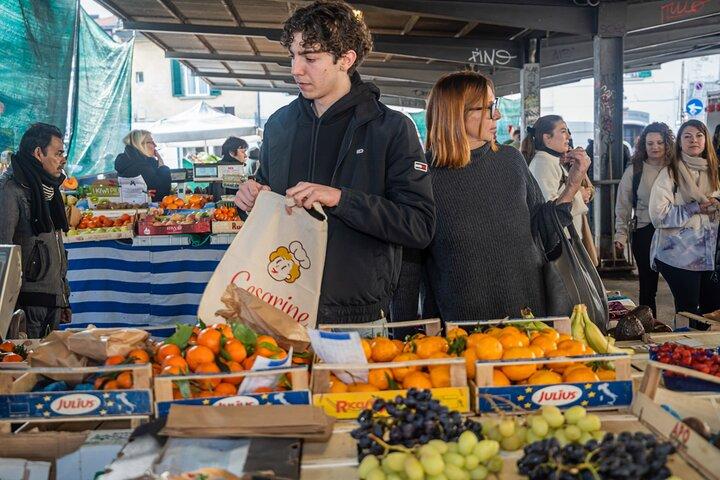 Florenz Rundgang & traditioneller Kochkurs mit Wein