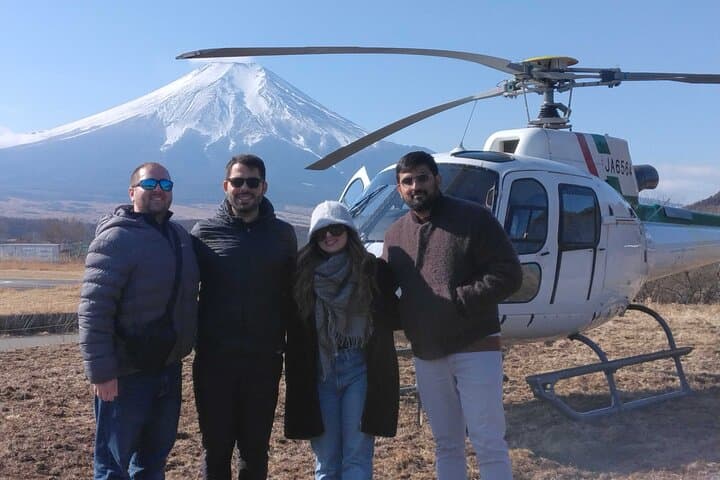 【TOKYO→FUJI】 Helicopter Oneway Transfer 35mins