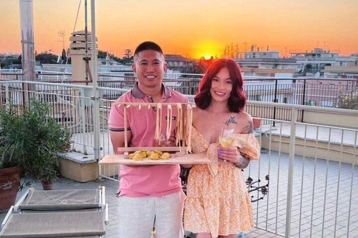 Cocina inspiradora en la terraza panorámica del chef romano