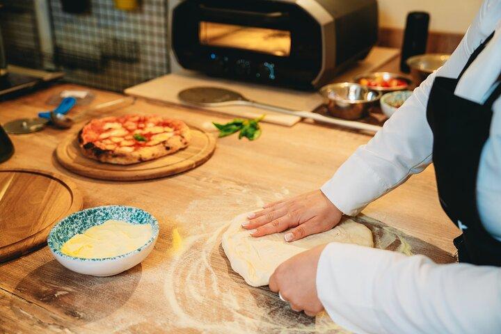 フィレンツェピザとジェラート料理教室： 小グループでのご利用
