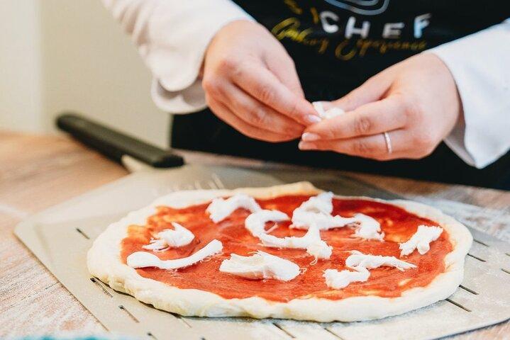 Florence Pizza & Tiramisù Cooking Class: Small Group Experience