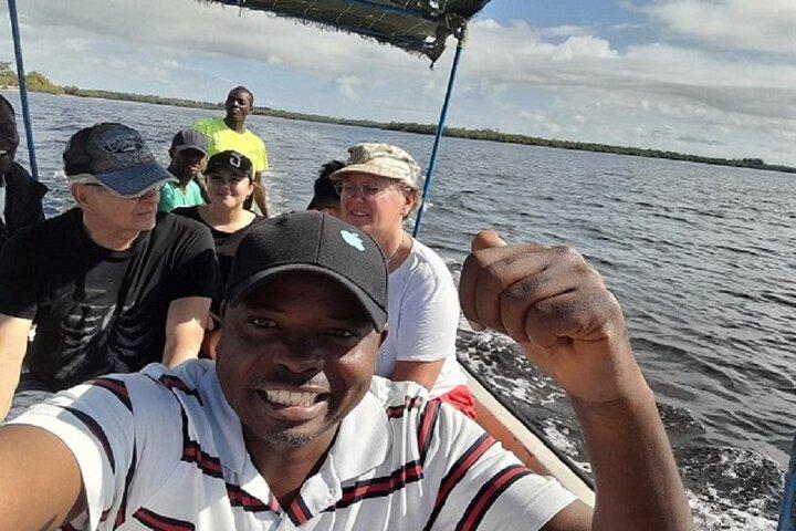 Billeder af Elky Funzi Island