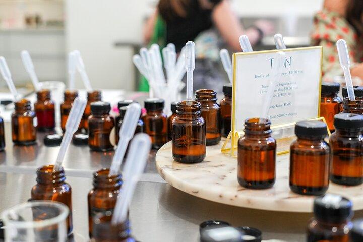 Cree su propio perfume o colonia personalizados en Charleston - Fragancia 101