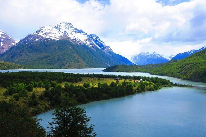 Patagonië Trektocht - Natales, Torres del Paine, Grijze Gletsjer -10 Dagen