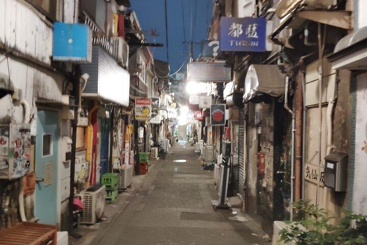 新宿バーホッピングツアー 歌舞伎町＆ゴールデン街体験