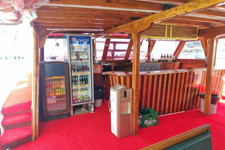 アランヤでのランチとソフトドリンク付きリラックスボートツアー