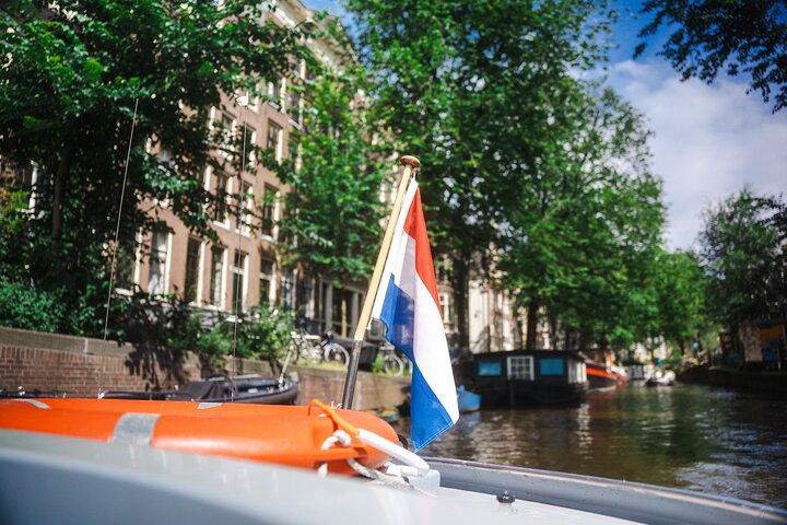 Tour in barca aperto di Amsterdam con guida locale