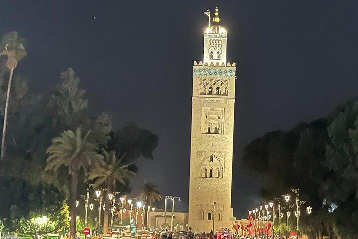 Tour privado por la ciudad de Marrakech : Palacio de Bahía, Majorelle & Souks