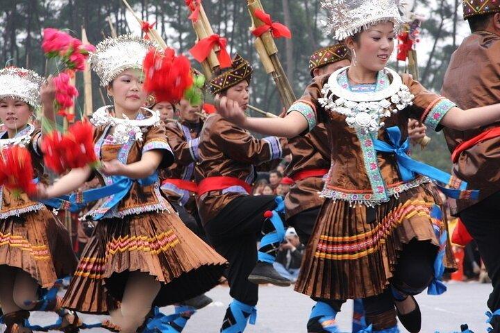 Visite nocturne privée pour profiter du spectacle dynamique du Yunnan