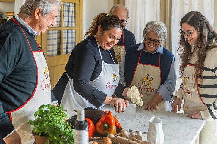 Authentische Focaccia-Klasse an der Ligurischen Riviera in Chiavari