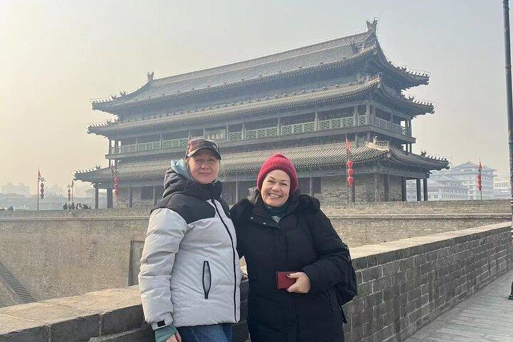 Private Xian Day Tour: Terracotta Warriors, Small Wild Goose Pagoda & City Wall