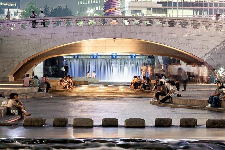 Fantastic Small Group Seoul Night Tour