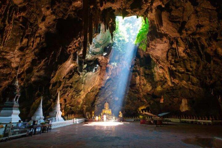 Dagtour Hua Hin vanuit Bangkok: strand, tempels & lokaal café