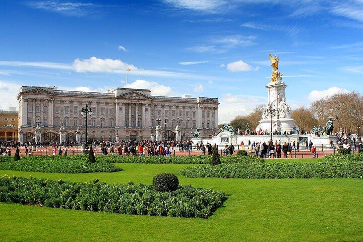 Visite guidée de la relève de la garde et du palais de Buckingham en petit groupe